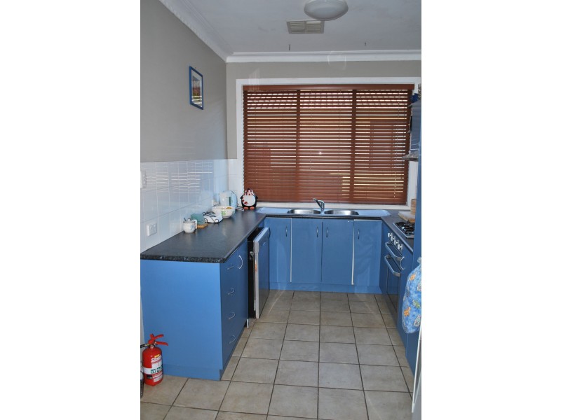 30 Warrawong Street, Kooringal NSW 2650
