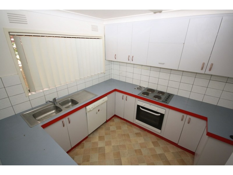 14 Churchill Av, Wagga Wagga NSW 2650