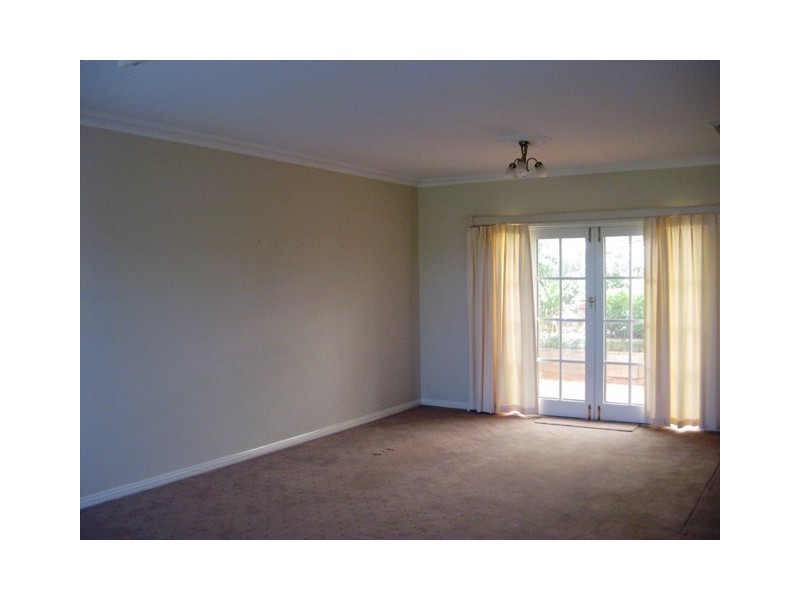 20 Andrews Ave, Wagga Wagga NSW 2650