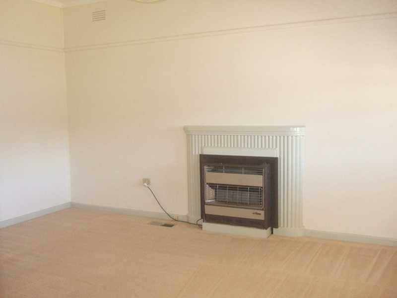 30 Ceduna Street, Wagga Wagga NSW 2650