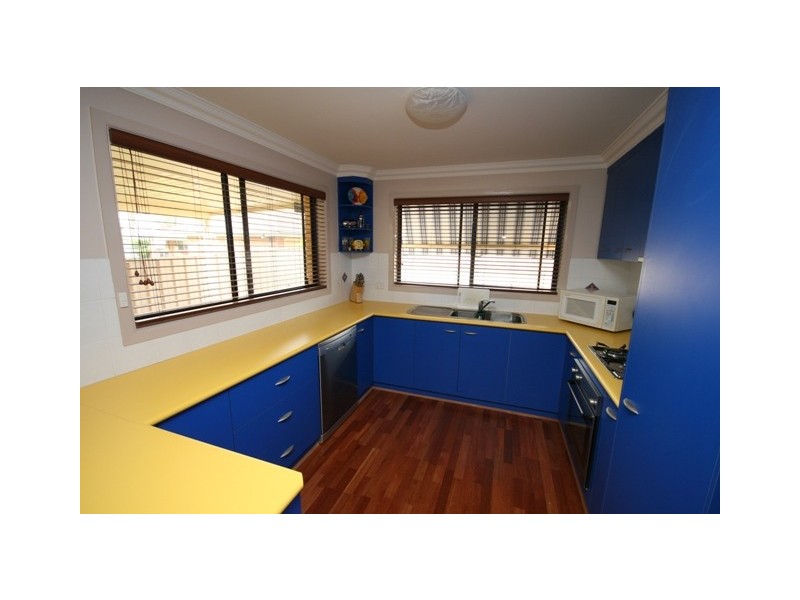 2/1 Post Place, Wagga Wagga NSW 2650