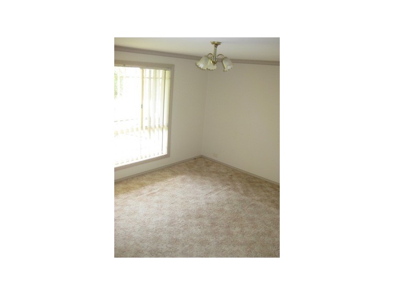 4 Minya Place, Wagga Wagga NSW 2650