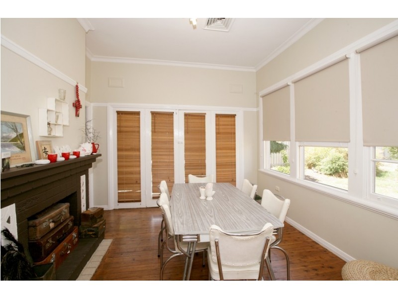 31 Heath Street, Turvey Park NSW 2650