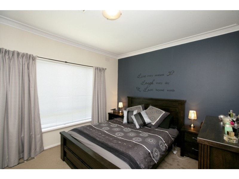 32 Anne Street, Tolland NSW 2650