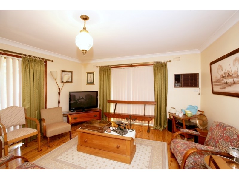 9 Macarthur Street, Ashmont NSW 2650