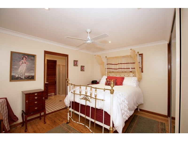 9 Macarthur Street, Ashmont NSW 2650