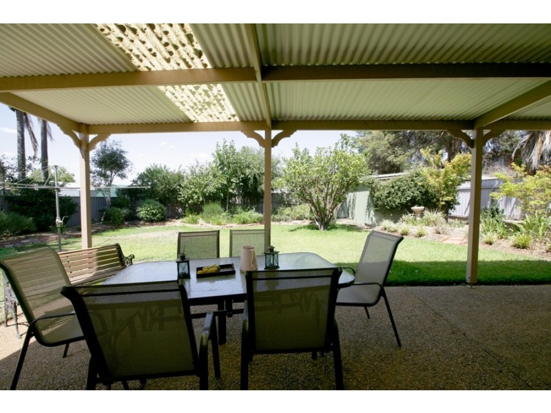 9 Macarthur Street, Ashmont NSW 2650