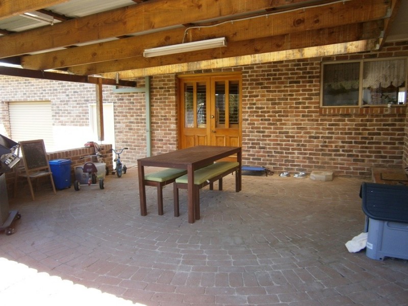 28 Amaroo St, Wagga Wagga NSW 2650