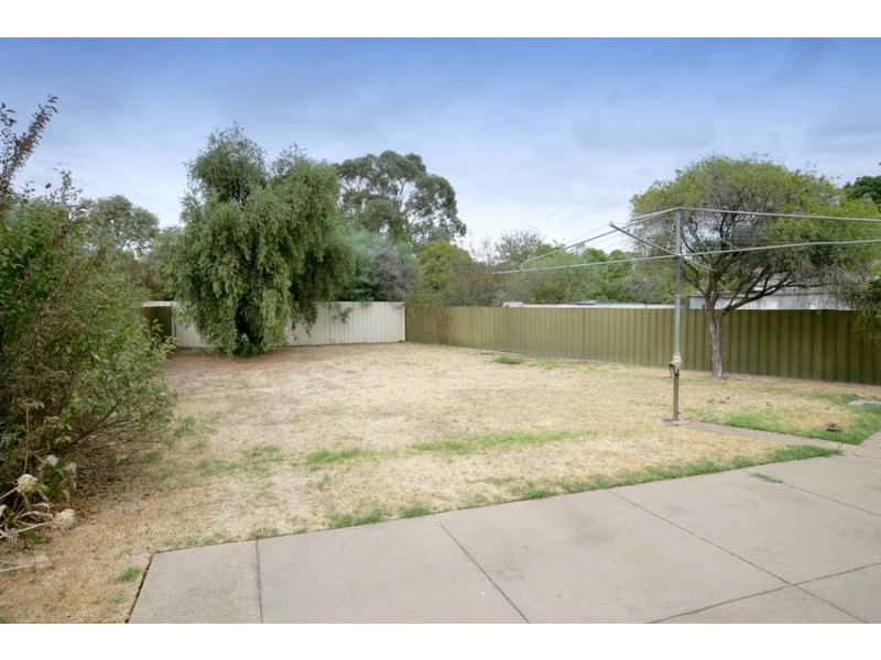 92 Fernleigh Road, Mount Austin NSW 2650