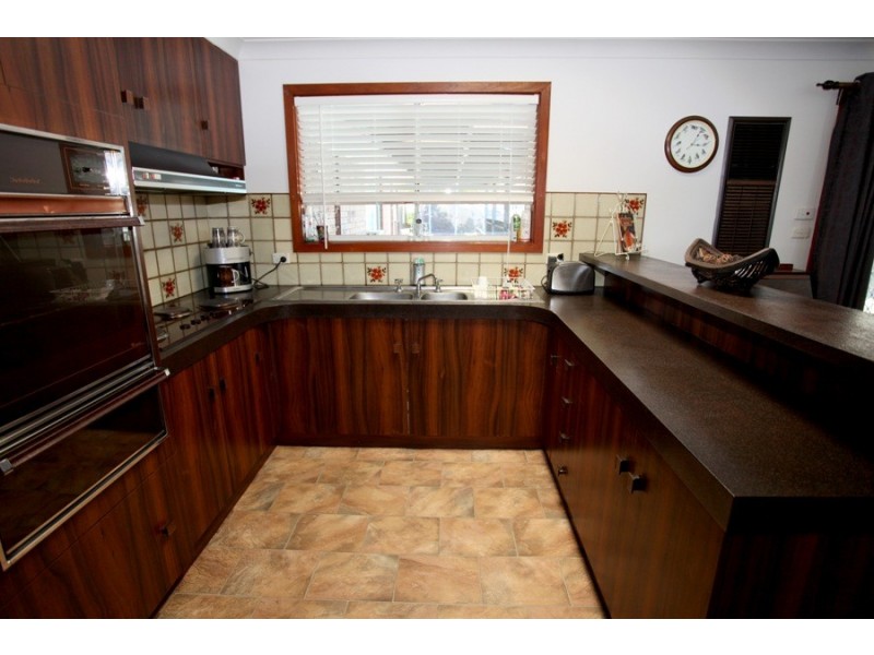 23 Melkin Avenue, Glenfield Park NSW 2650