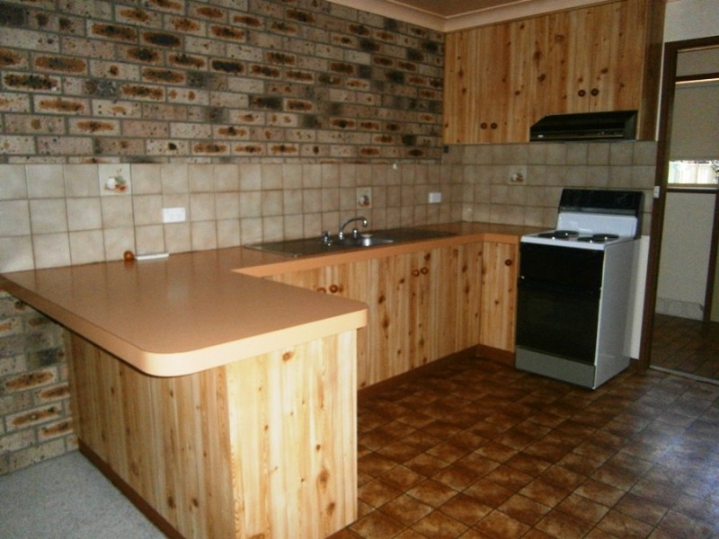 2/11 Wewak st, Wagga Wagga NSW 2650