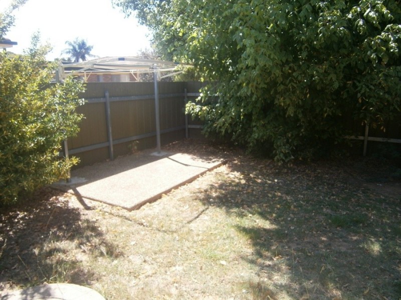 2/11 Wewak st, Wagga Wagga NSW 2650