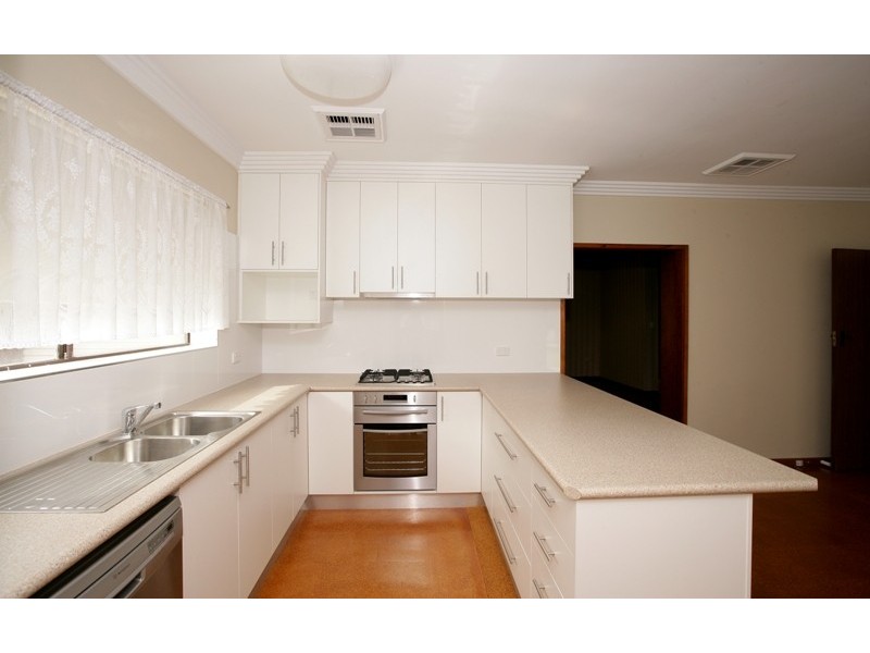 25 Anne Street, Tolland NSW 2650