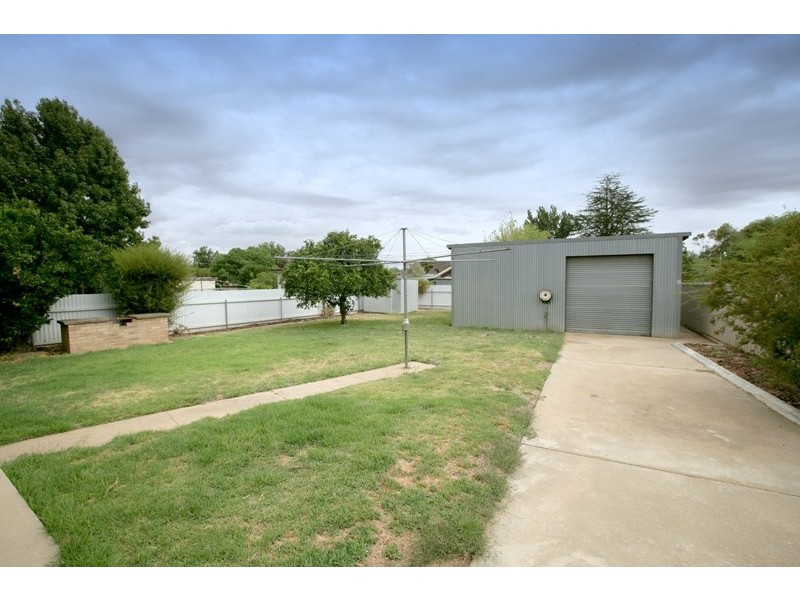 25 Anne Street, Tolland NSW 2650