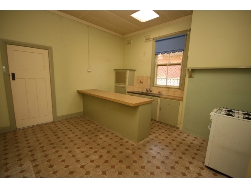 221 Edward Street, Wagga Wagga NSW 2650