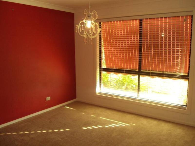 9 Avocett Drive, Wagga Wagga NSW 2650