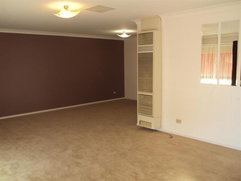 9 Avocett Drive, Wagga Wagga NSW 2650
