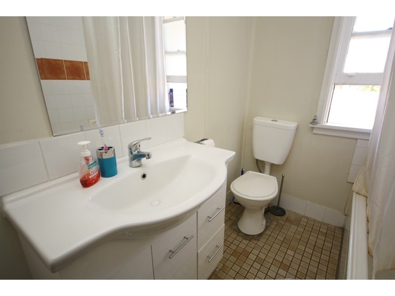 3 Timor Place, Ashmont NSW 2650