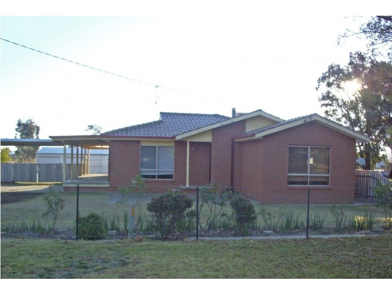 47 Cox Street, Mangoplah NSW 2652