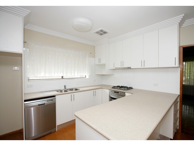 25 Anne St, Wagga Wagga NSW 2650