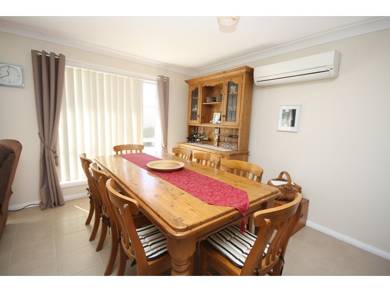 32 Swan Street, Ashmont NSW 2650