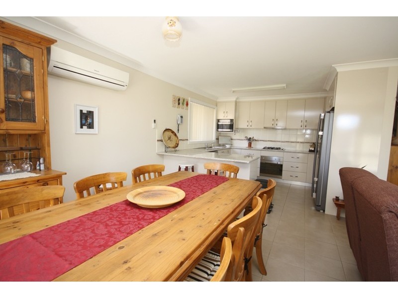 32 Swan Street, Ashmont NSW 2650