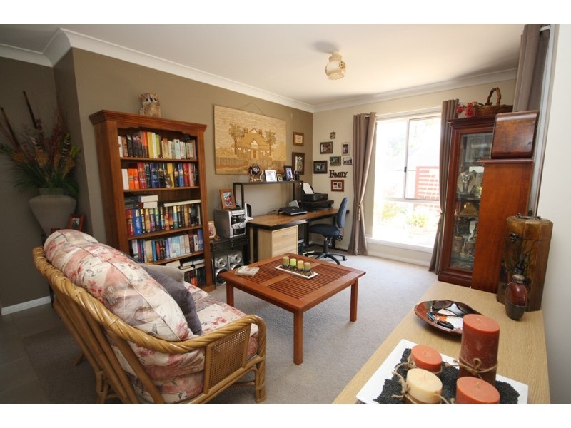 32 Swan Street, Ashmont NSW 2650