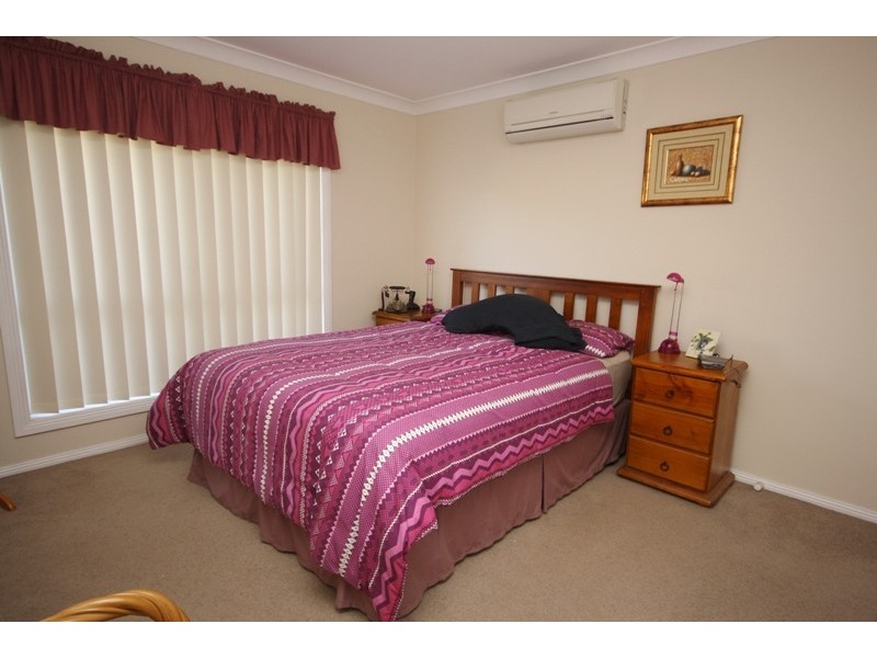 32 Swan Street, Ashmont NSW 2650