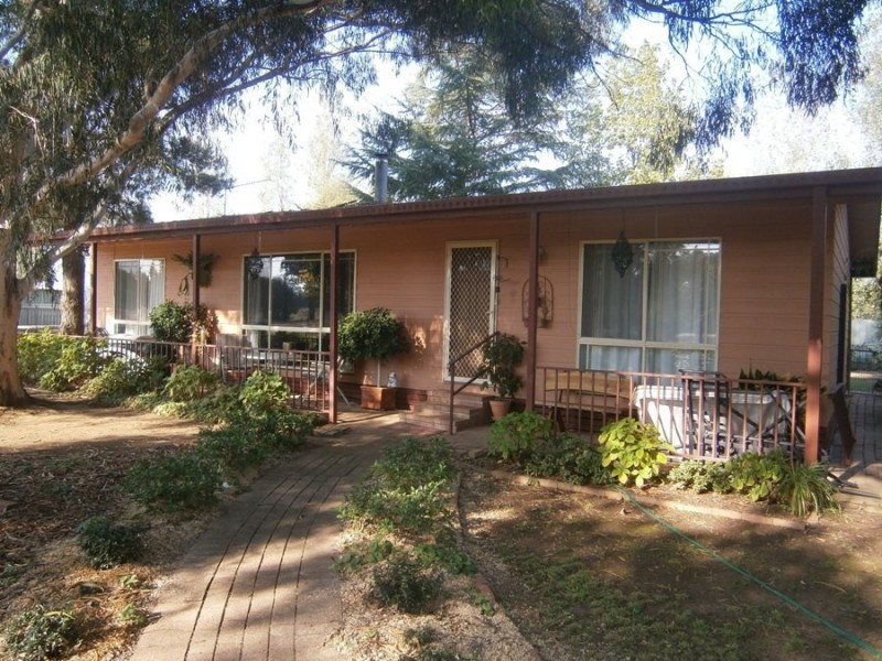 4A Elm Rd, Wagga Wagga NSW 2650