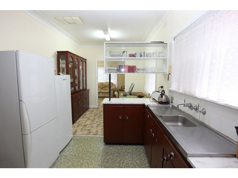 70 Best Street, Wagga Wagga NSW 2650