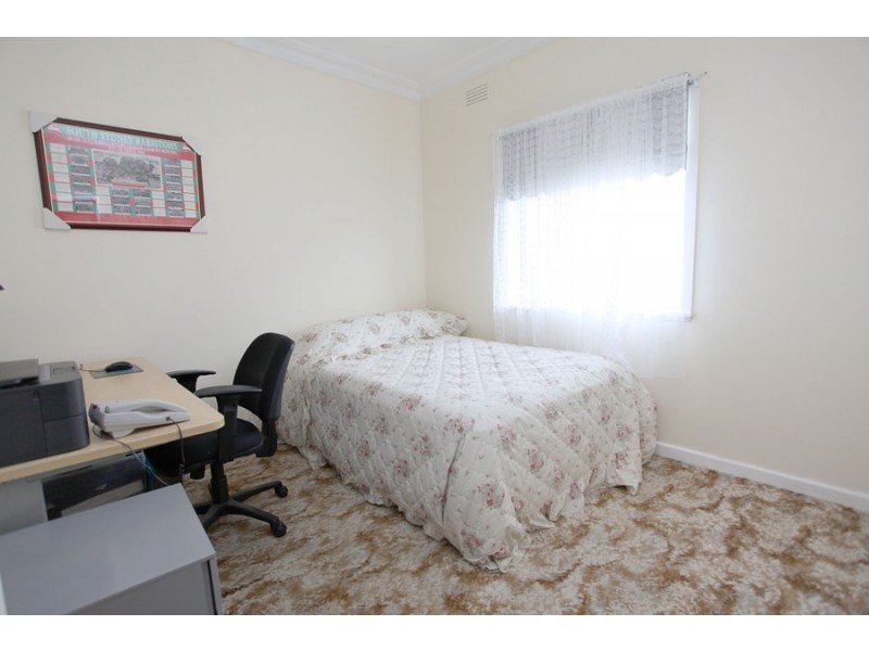 70 Best Street, Wagga Wagga NSW 2650