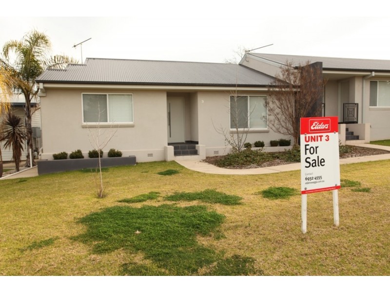 3/2 Cochrane Street, Kooringal NSW 2650