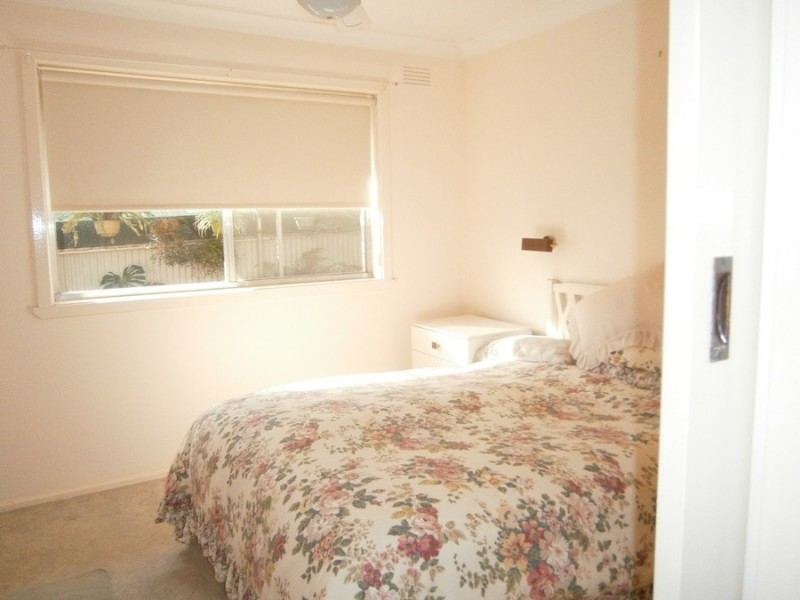 1/3 Henschke Ave, Wagga Wagga NSW 2650