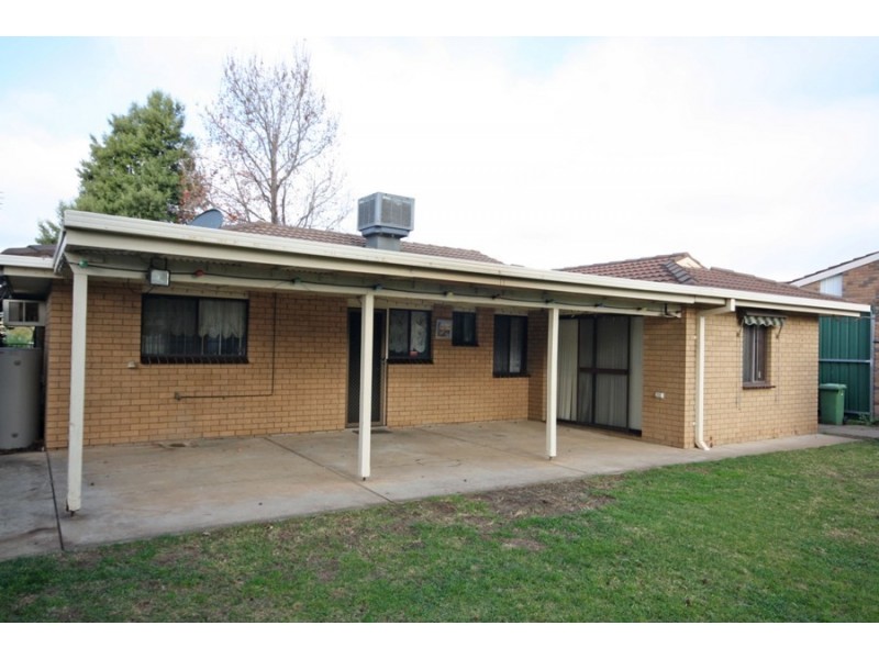 44 Vincent Road, Lake Albert NSW 2650