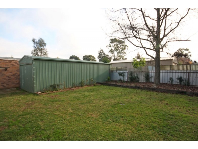 44 Vincent Road, Lake Albert NSW 2650