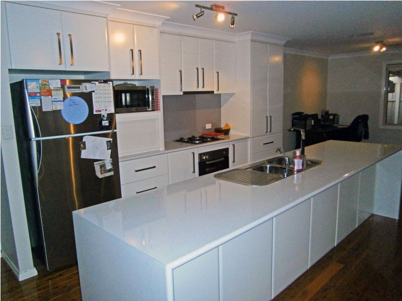 12 Wonkana Rd, Wagga Wagga NSW 2650