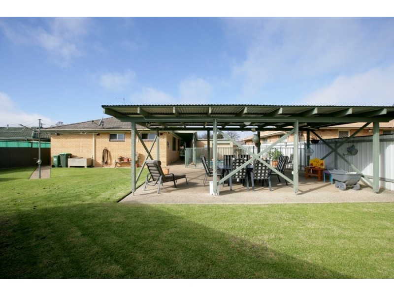 57 Geneva Crescent, Lake Albert NSW 2650