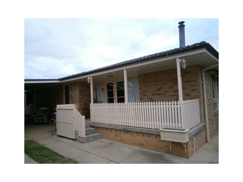 39 Simpson Ave, Forest Hill NSW 2651