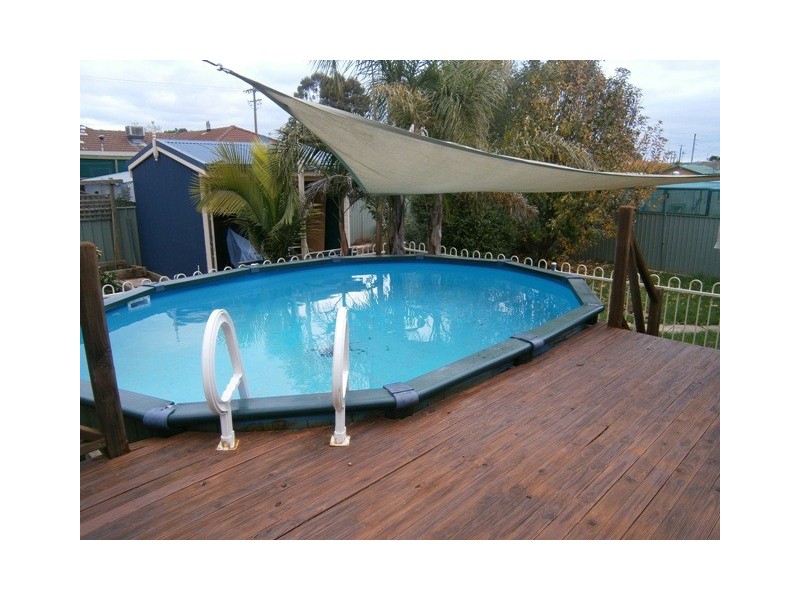 39 Simpson Ave, Forest Hill NSW 2651