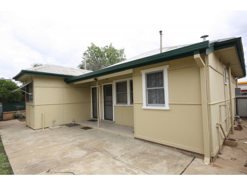 334 Edward Street, Wagga Wagga NSW 2650
