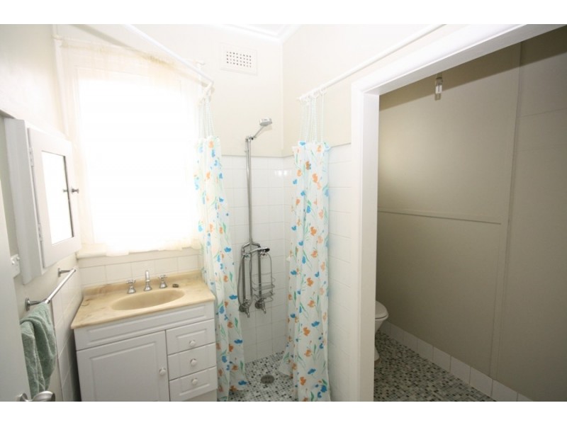 334 Edward Street, Wagga Wagga NSW 2650