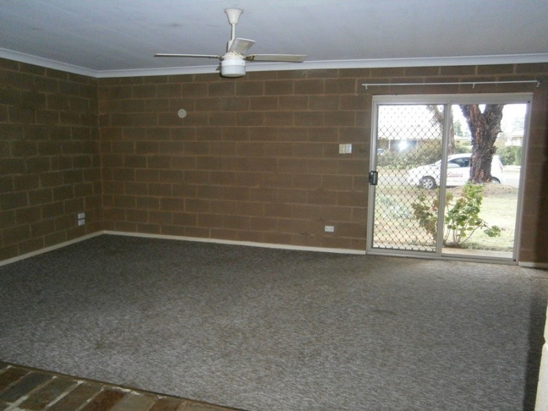 1/12 Bristol Street, Collingullie NSW 2650