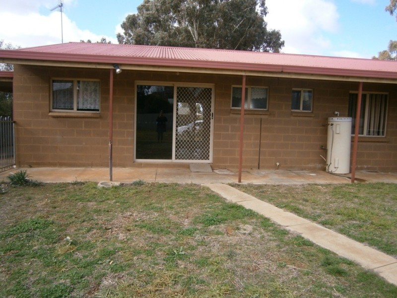 1/12 Bristol Street, Collingullie NSW 2650
