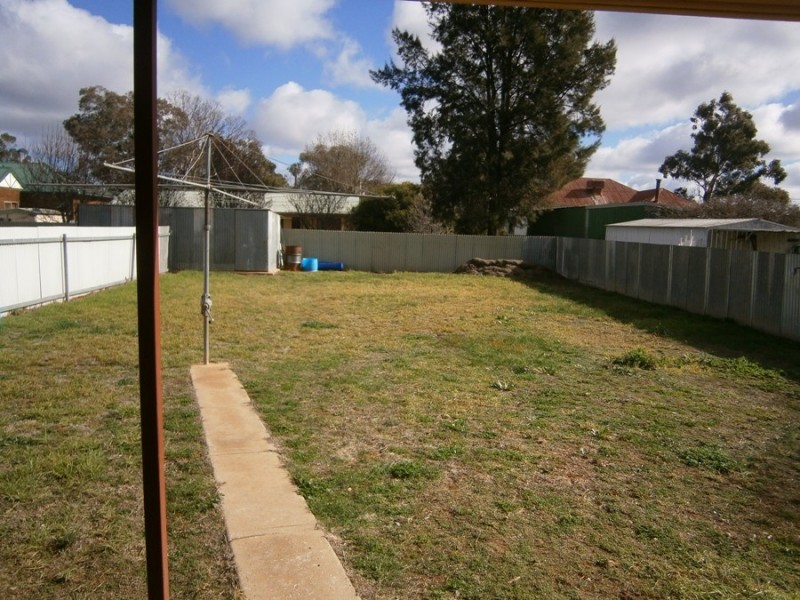 1/12 Bristol Street, Collingullie NSW 2650