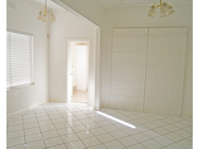 25 Oates Avenue, Wagga Wagga NSW 2650