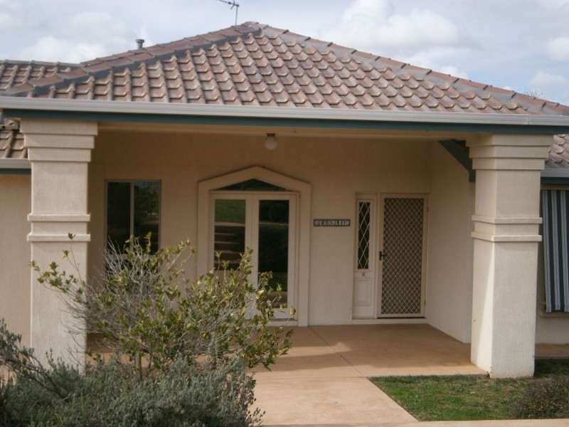 25 Tamar Drive, Wagga Wagga NSW 2650