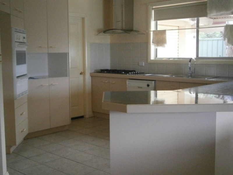 25 Tamar Drive, Wagga Wagga NSW 2650