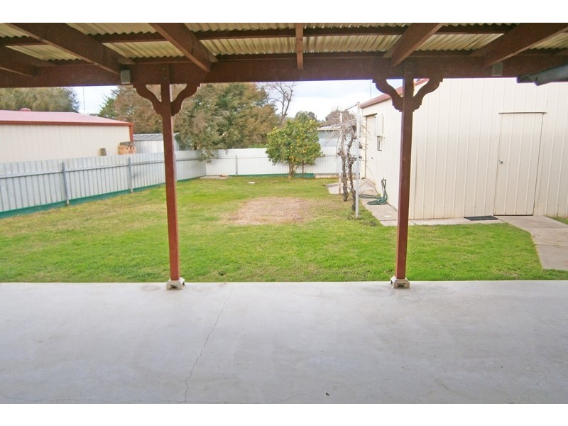 25 Langi Cres, Wagga Wagga NSW 2650