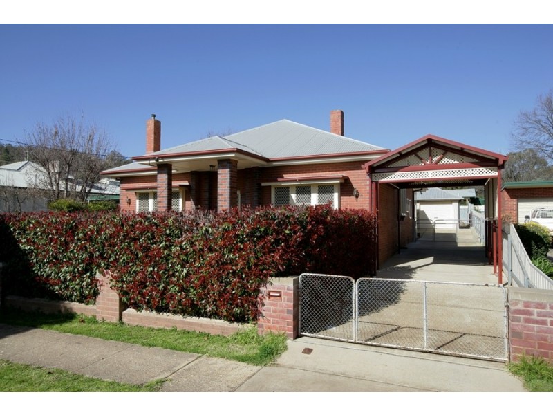 26 Hill Street, Turvey Park NSW 2650