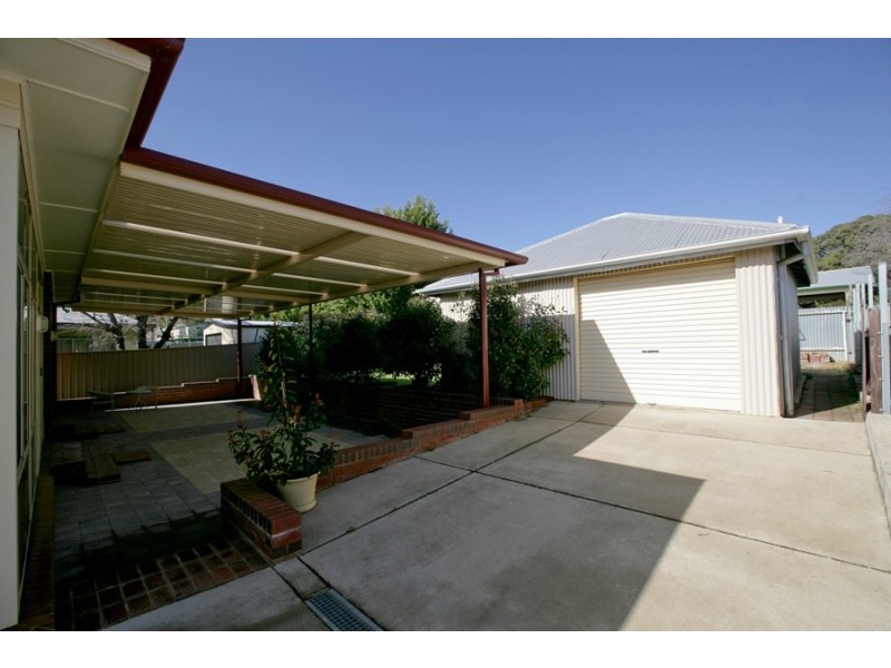 26 Hill Street, Turvey Park NSW 2650